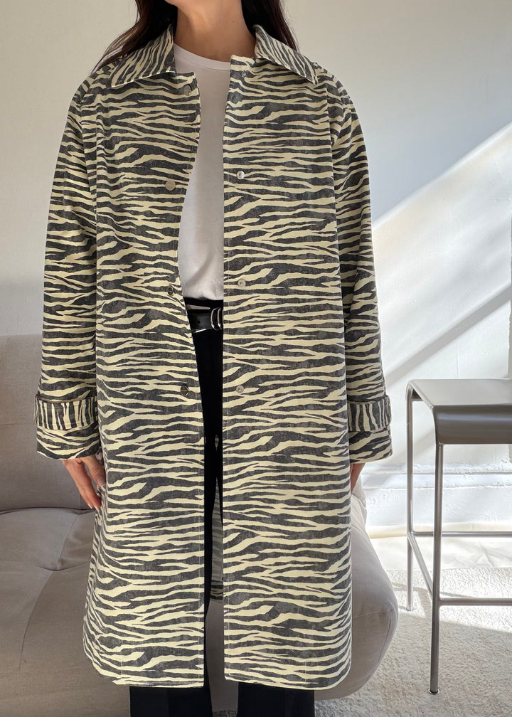 Tiger print trench coat - SERRANO